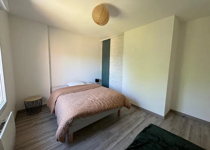 La Petite Citadine Proche Futuroscope Holiday home *